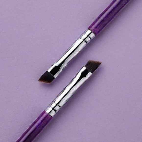 Eyeliner Brush  Fine Angled - PRO Precision Eye Liner Makeup Brush (E835 Purple) - Picture 7 of 7